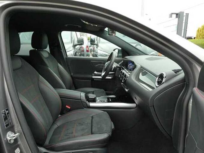 Mercedes-Benz GLA 200 AMG Line 165pk Camera Elek Koffer '21 22000km (10692)