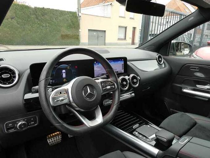Mercedes-Benz GLA 200 AMG Line 165pk Camera Elek Koffer '21 22000km (10692)