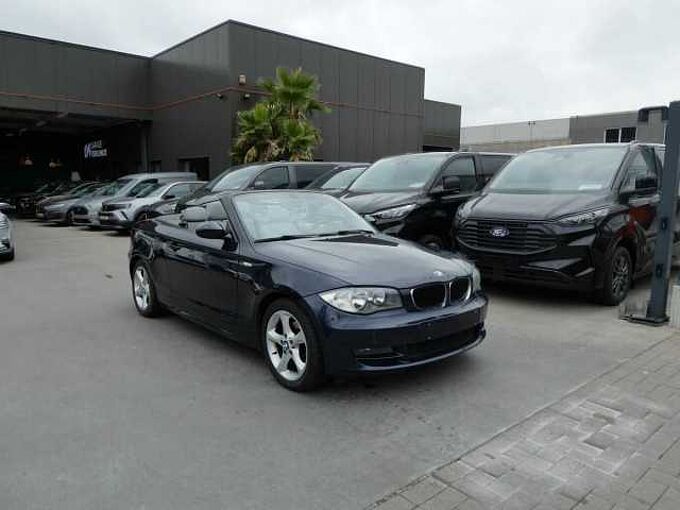 BMW 118d Cabrio 2.0D 136pk AUTOMAAT Leder '09 158000km (87800)