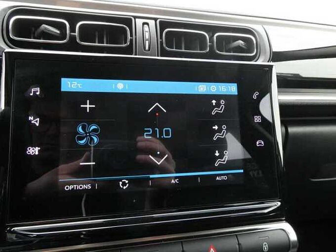 Citroen C3 1.2 i benzine 110pk Automaat Business Camera '24 10000km (18565)