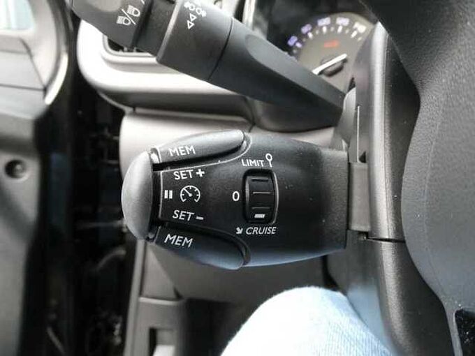 Citroen C3 1.2 i benzine 110pk Automaat Business Camera '24 10000km (18565)