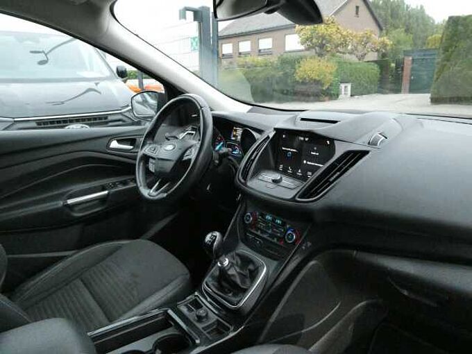 Ford Kuga 1.5i 150pk TITANIUM luxe '18 (75794)