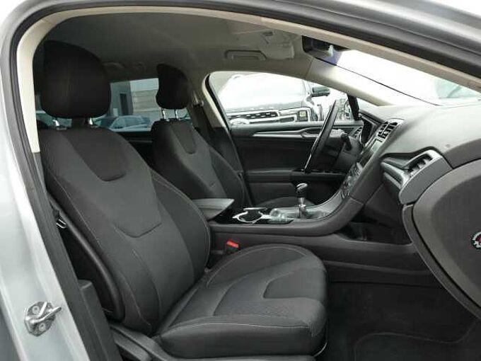 Ford Mondeo Break 1.6 TDCi 115pk Titanium '15 158000km (81825)