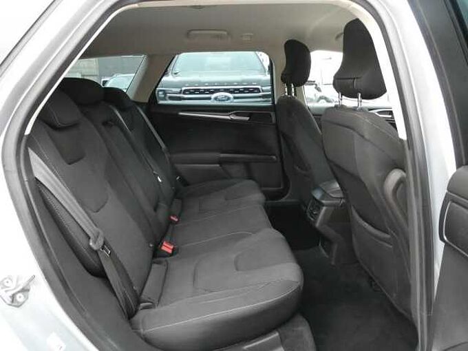 Ford Mondeo Break 1.6 TDCi 115pk Titanium '15 158000km (81825)