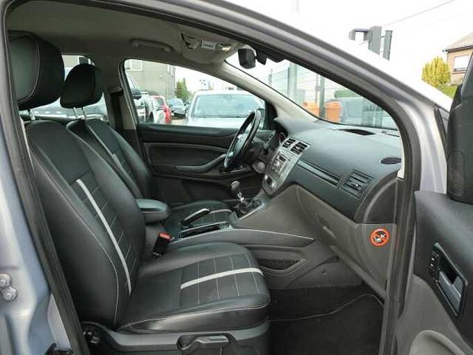 Ford Kuga 2.0 TDCi 136pk Titanium Luxe Leder '12 269000km (07457)