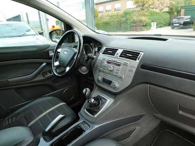 Ford Kuga 2.0 TDCi 136pk Titanium Luxe Leder '12 269000km (07457)