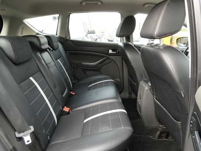 Ford Kuga 2.0 TDCi 136pk Titanium Luxe Leder '12 269000km (07457)