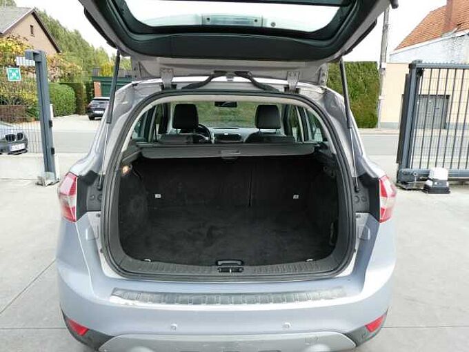 Ford Kuga 2.0 TDCi 136pk Titanium Luxe Leder '12 269000km (07457)