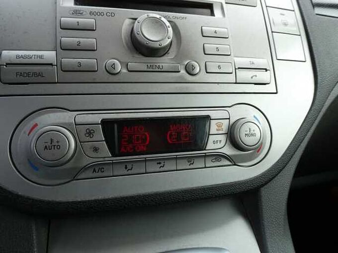 Ford Kuga 2.0 TDCi 136pk Titanium Luxe Leder '12 269000km (07457)