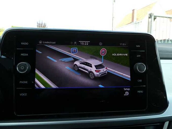 Volkswagen T-Roc 1.0 TSi 115pk Business Luxe '25 20000km (30527)