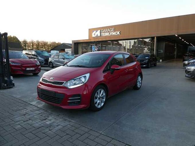 Kia Rio 1.2 i benzine 85pk 5d Business Luxe Camera '16 133000km (92591)