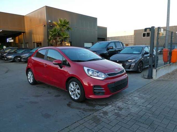 Kia Rio 1.2 i benzine 85pk 5d Business Luxe Camera '16 133000km (92591)