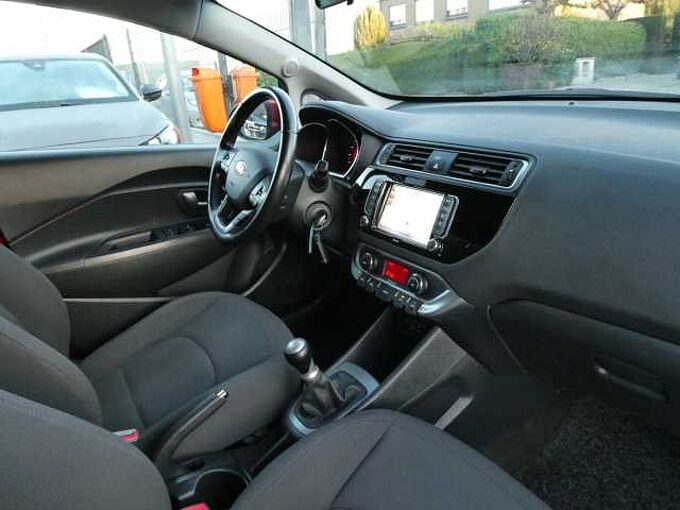 Kia Rio 1.2 i benzine 85pk 5d Business Luxe Camera '16 133000km (92591)