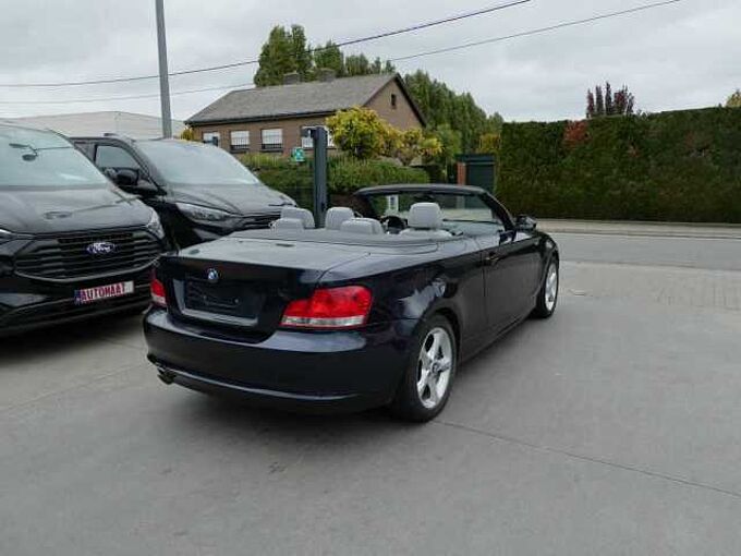 BMW 118d Cabrio 2.0D 136pk AUTOMAAT Leder '09 158000km (87800)