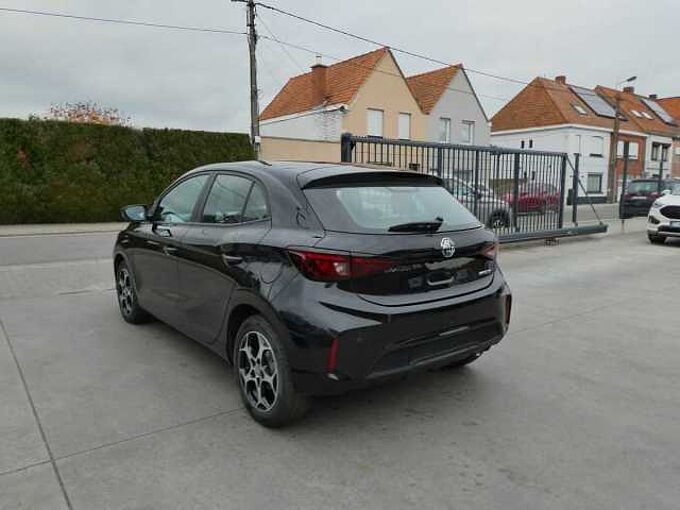 MG MG3 1.5 i 115pk Comfort stockwagen 09/2025 20km (11833)