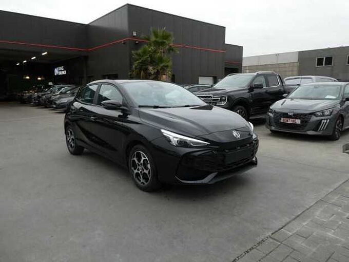 MG MG3 1.5 i 115pk Comfort stockwagen 09/2025 20km (11833)