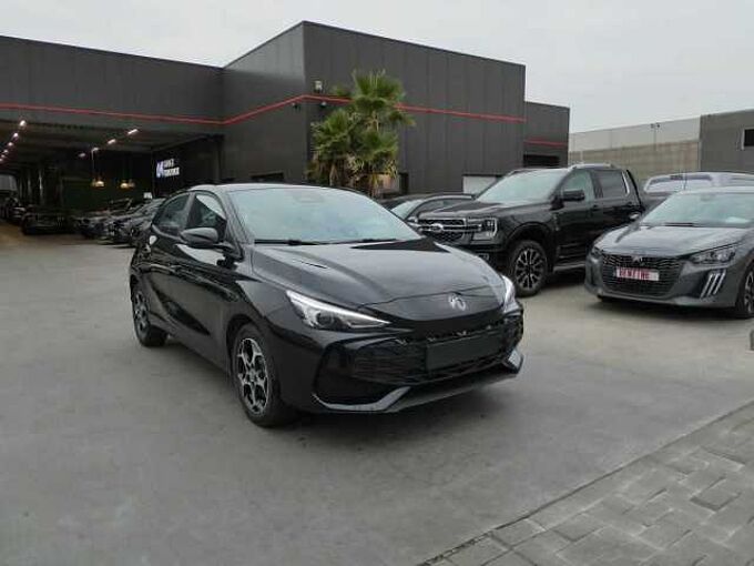 MG MG3 1.5 i 115pk Comfort stockwagen 09/2025 20km (11833)