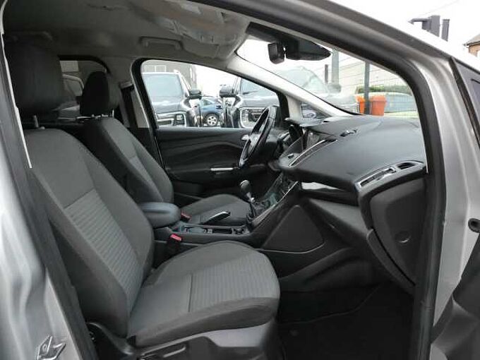 Ford Grand C-Max 7pl 1.0 i benzine 125pk Titanium Luxe '16 148000km (78650)
