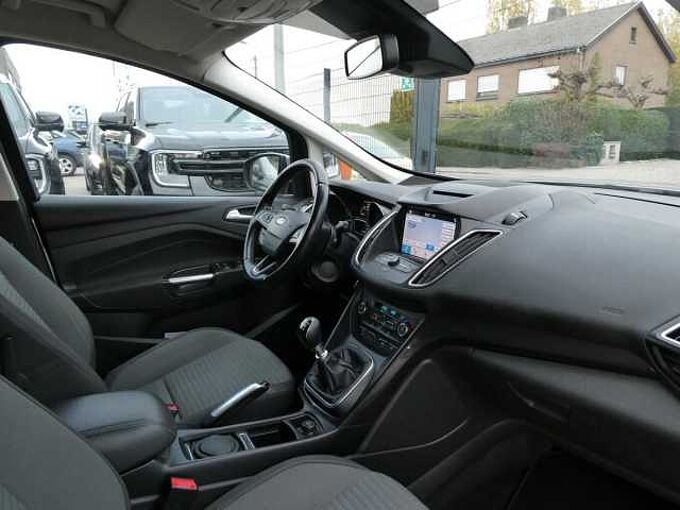 Ford Grand C-Max 7pl 1.0 i benzine 125pk Titanium Luxe '16 148000km (78650)