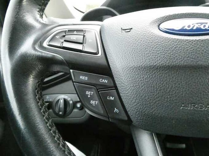 Ford Grand C-Max 7pl 1.0 i benzine 125pk Titanium Luxe '16 148000km (78650)