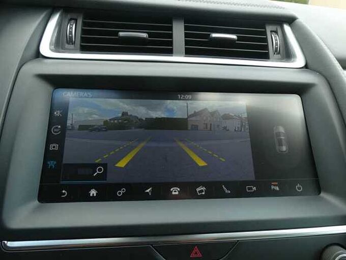 Jaguar E-Pace S 2.0 D 150pk Leder Camera Trekhaak '18 31000km (37105)