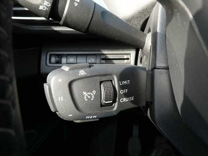 Peugeot 5008 1.2 i 130pk 7 plaatsen Allure Camera ACC BLIS '23 26000km (08604)