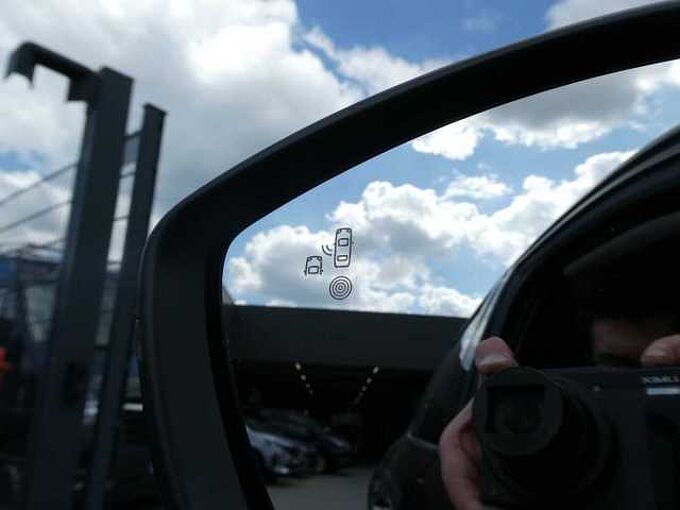 Peugeot 208 1.2 i benzine 100pk Allure ACC BLIS 360 Camera '24 18000km (07406)