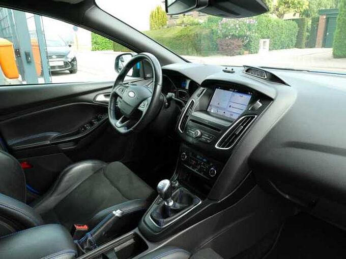 Ford Focus RS 2.3 i Ecoboost 350pk 4x4 Lichte Vracht Recaro '17 69000km (28526)