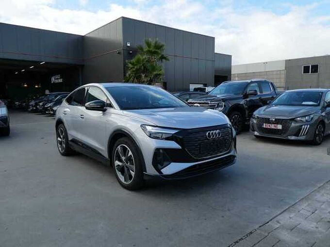Audi Q4 Sportback E-Tron 35 170pk S-Line Luxe ACC Camera HUD '22 34000km (34383)