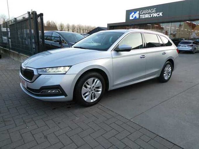 SKODA Octavia Break 1.0 i MHEV 110pk Automaat Business Luxe Trekhaak '21 74000km (27903)