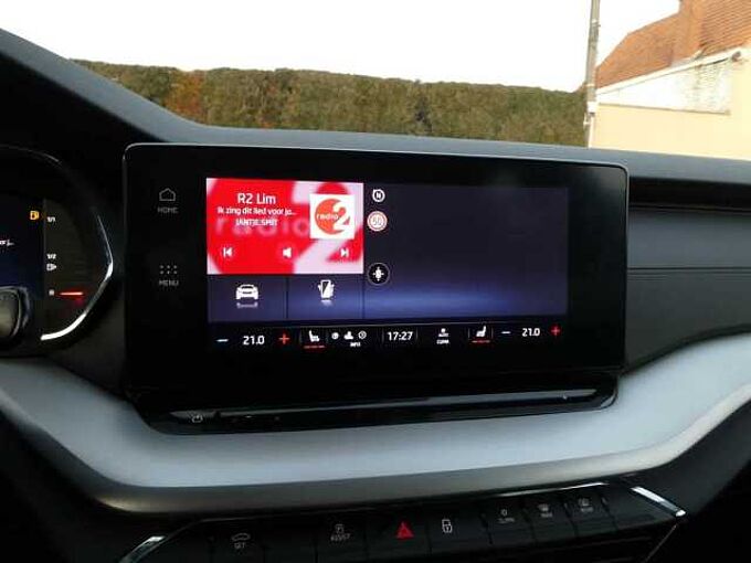 SKODA Octavia Break 1.0 i MHEV 110pk Automaat Business Luxe Trekhaak '21 74000km (27903)