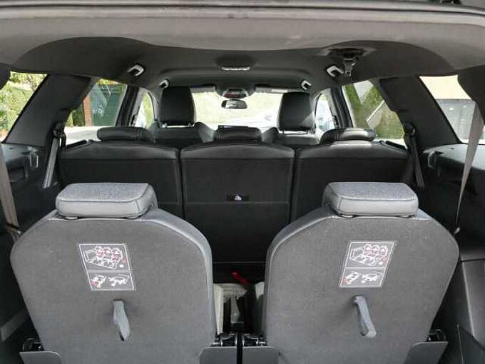 Peugeot 5008 1.2 i benzine 130pk 7pl Allure Camera ACC BLIS '24 34000km (08721)