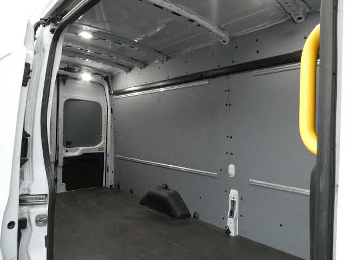 Ford Transit 2T L4-H3 Jumbo 2.0 TDCi 130pk 3pl Trend SYNC4 (74520)