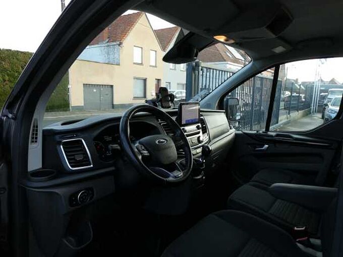Ford Transit Custom L1 Multi-Use 6pl 2.0 TDCi 130pk Limited '20 136000km (36384)