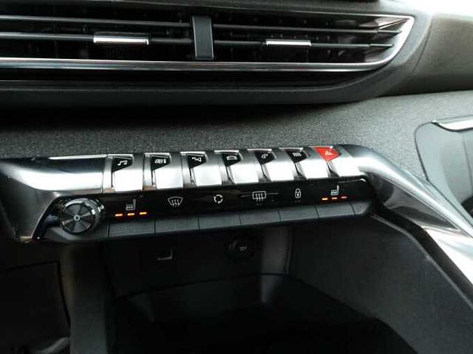 Peugeot 3008 1.2 i benzine 130pk Allure Camera ACC BLIS '23 27000km (07734)