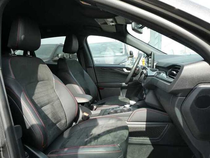 Ford Kuga ST-Line X 2.0 TDCi 120pk Automaat Trekhaak Full '23 31000km (40425)