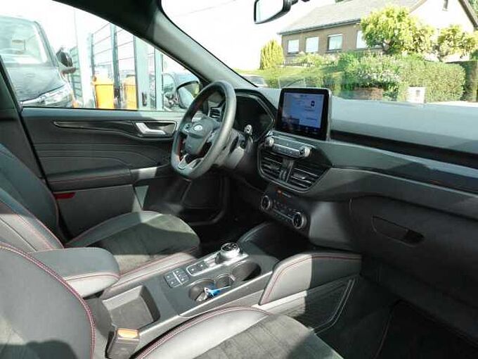 Ford Kuga ST-Line X 2.0 TDCi 120pk Automaat Trekhaak Full '23 31000km (40425)