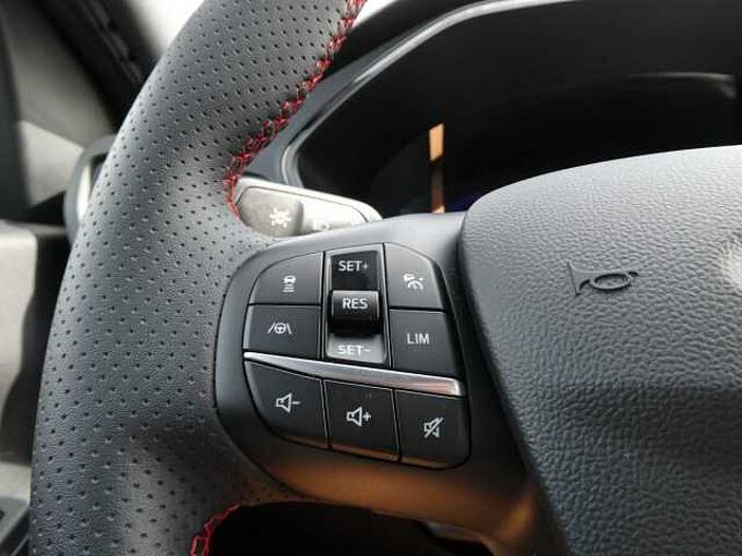 Ford Kuga ST-Line X 2.0 TDCi 120pk Automaat Trekhaak Full '23 31000km (40425)