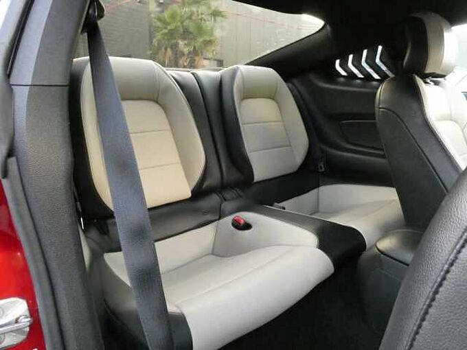 Ford Mustang Coupe 2.3 i 317pk Automaat Sport '17 99000km (37449)