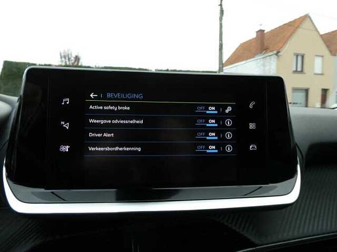 Peugeot 2008 Electric 136pk Allure '22 54000km (24172)