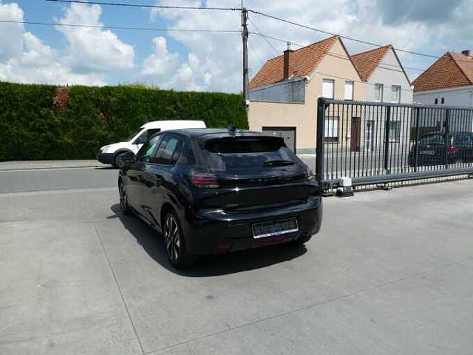 Peugeot 208 1.2 i benzine 100pk Allure ACC BLIS 360 Camera '24 22000km (79829)