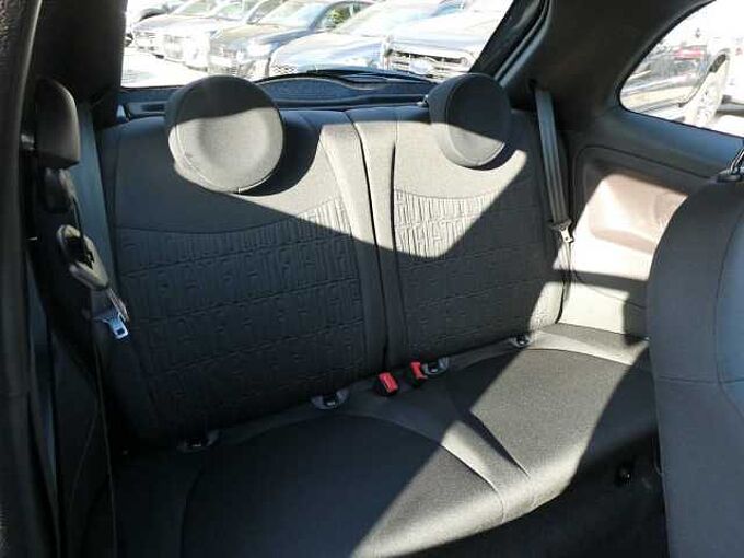 Fiat 500 1.0 i MHEV Hybride 70pk Business LUXE Carplay STOCK '24 4000km (05900)