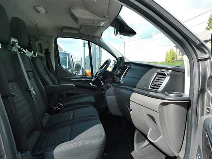 Ford Transit Custom L1 Multi-Use 6pl 2.0 TDCi 130pk Limited '21 104000km (06574)
