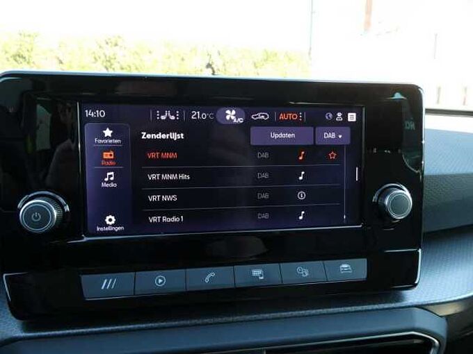 SEAT Leon Break 1.0 i MHEV 110pk Automaat Business Camera '24 27000km (62807)