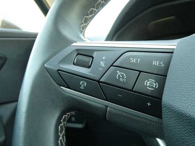 SEAT Leon Break 1.0 i MHEV 110pk Automaat Business Camera '24 27000km (62807)