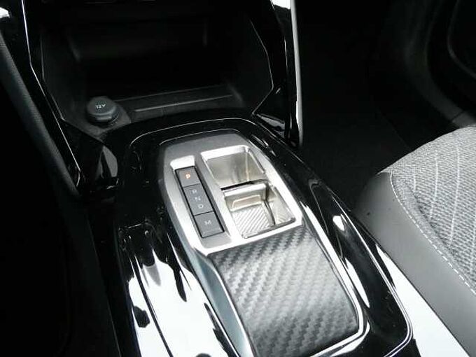 Peugeot 2008 1.2 i 130pk Automaat Allure Camera '24 3000km (73360)