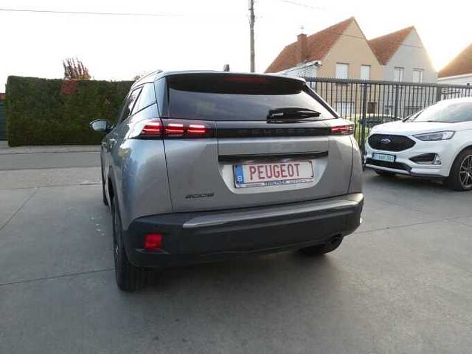 Peugeot 2008 1.2 i benzine 100pk Allure Camera '24 11000km (25189)