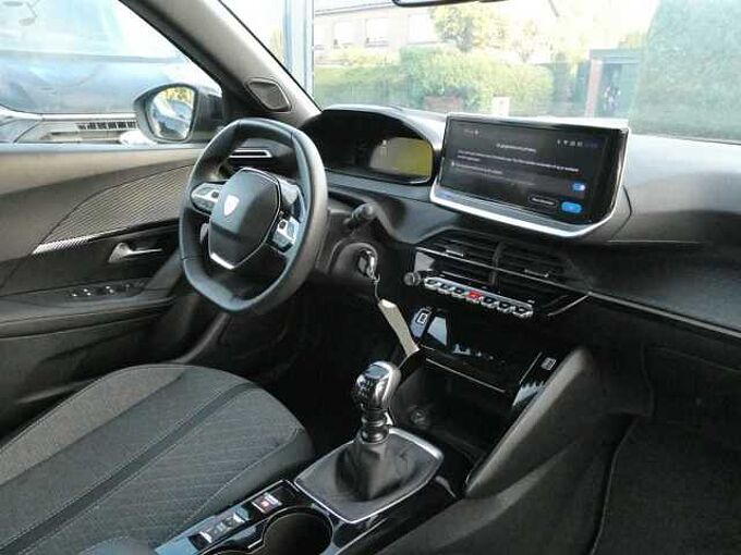 Peugeot 2008 1.2 i benzine 100pk Allure Camera '24 11000km (25189)
