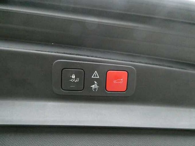 Peugeot 5008 1.2 i 130pk Automaat 7 pl GT-Line Pano Leder Camera BLIS FULL (51021)