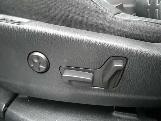 Peugeot 5008 1.2 i 130pk Automaat 7 pl GT-Line Pano Leder Camera BLIS FULL (51021)